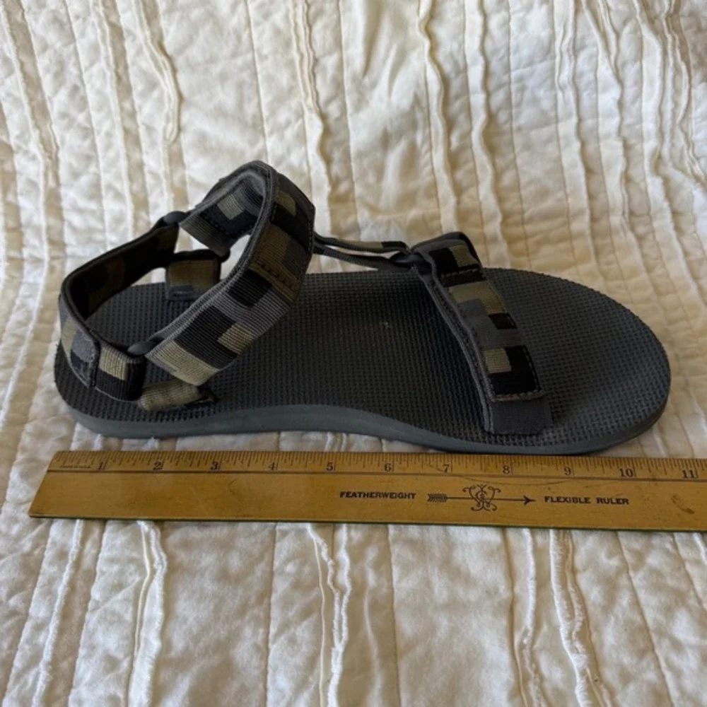 Teva‎ Original Universal Sandals Green Pixel Gorpcore Sustainable Travel Mens 9